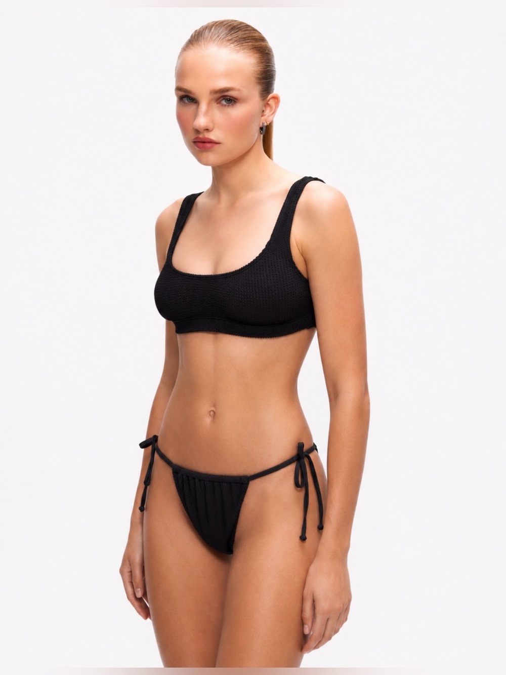New Good American Crinkle Tiny Ties Swimsuit Scoop Neck Bikini Top Black 1/2 S/M